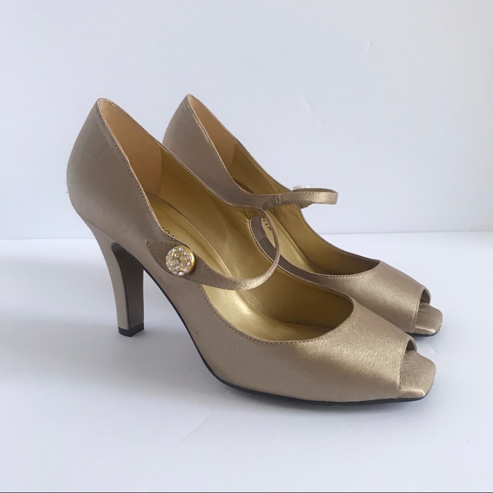 Gold High Heel Peep-Toe Shoes